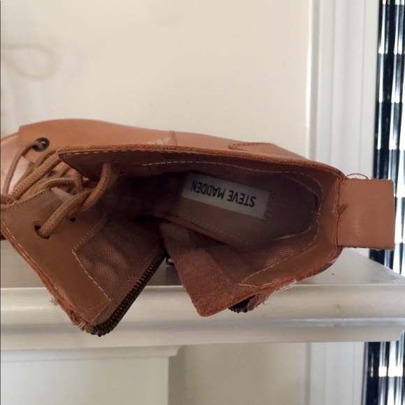 STEVE MADDEN Leather Heels - Picture 7 of 9